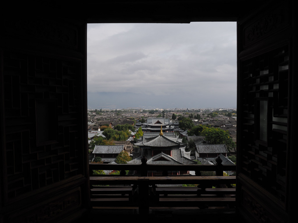 Lijiang Old Town, Weixi Lisu Autonomous County, Yunnan, Chine. 5 novembre 2025, 14:10.© Tobias Bührer 2025