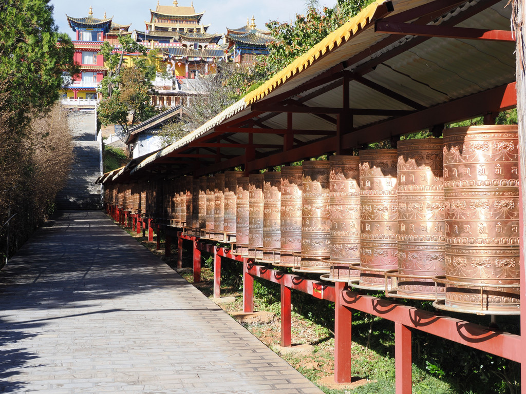 Manxiang, Weixi Lisu Autonomous County, Yunnan, Chine. 6 novembre 2025, 10:17.© Tobias Bührer 2025